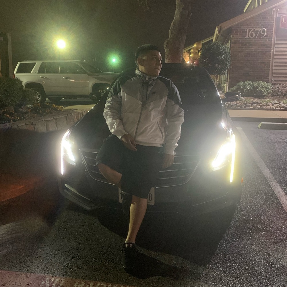 Meet your Posher, Rene